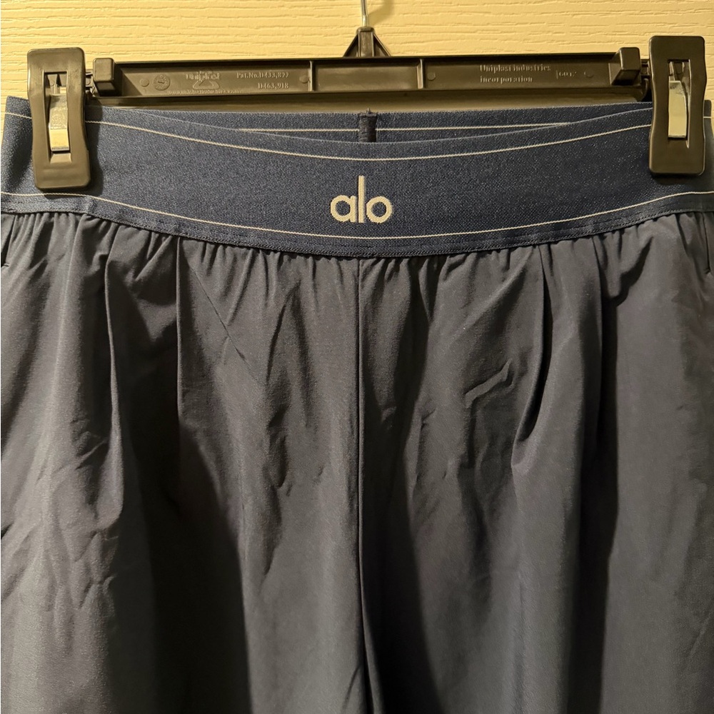 Alo Suit Up Navy Blue Trousers - XS